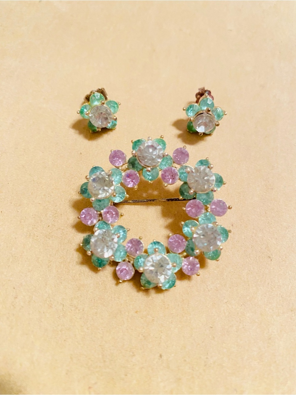 Avon Gold-Tone Floral Wreath Brooch & Studs - Green, Pink, Clear